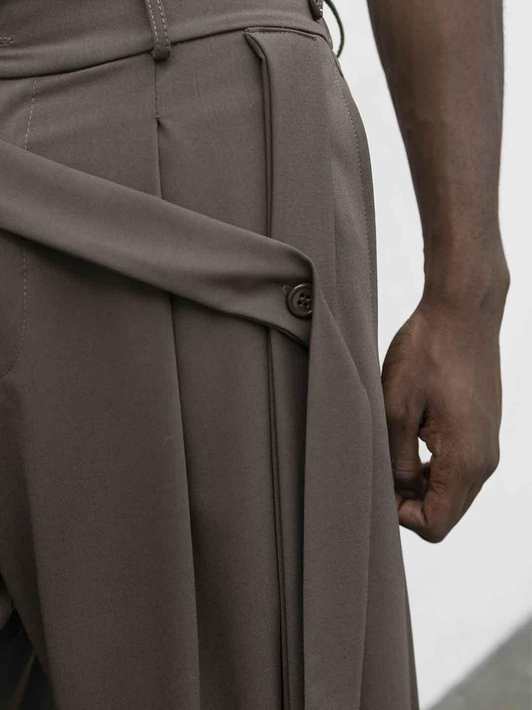 Present Day pantalone marrone con cintura