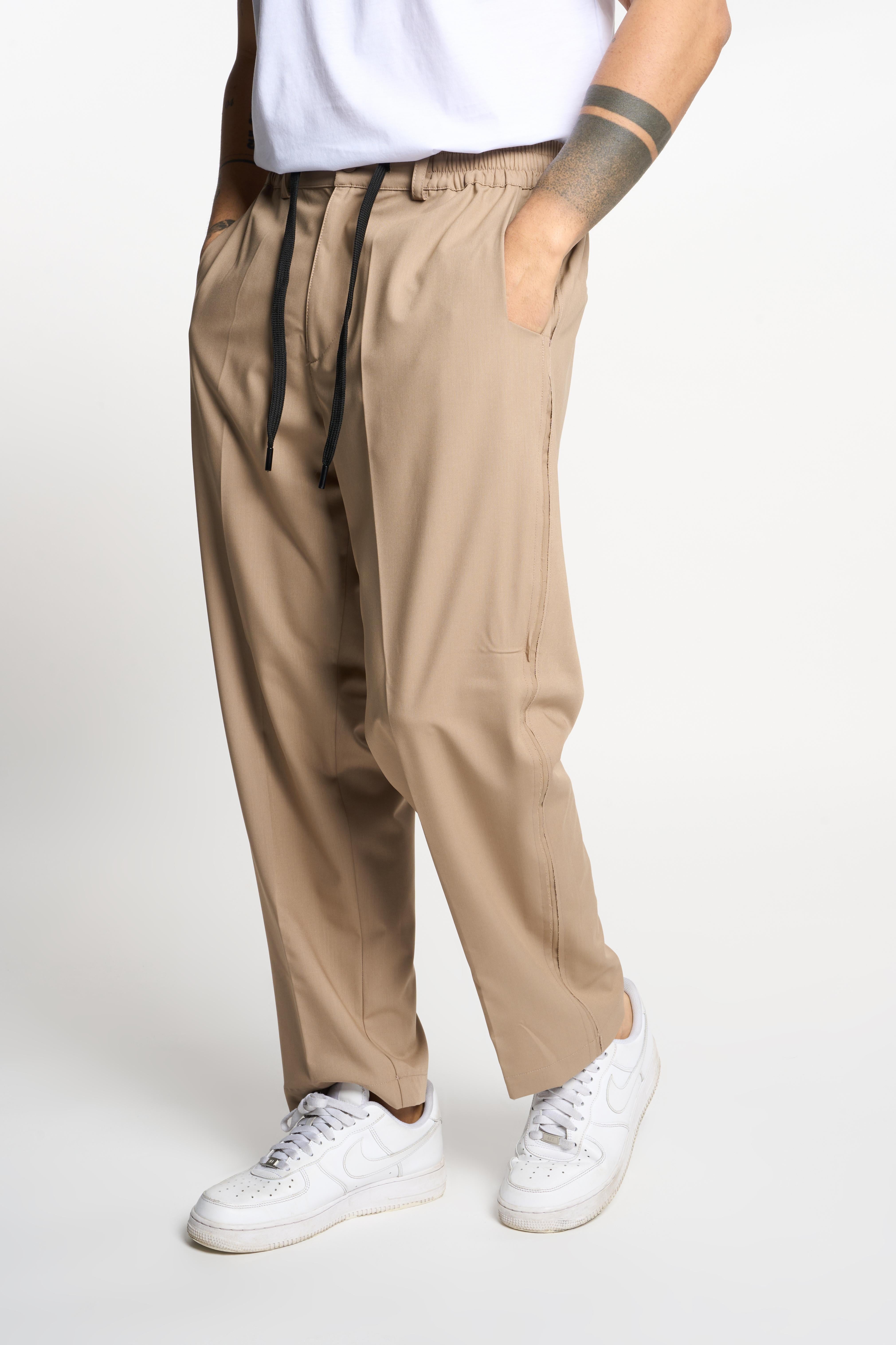 Gavroche pantaloni beige con scudetto