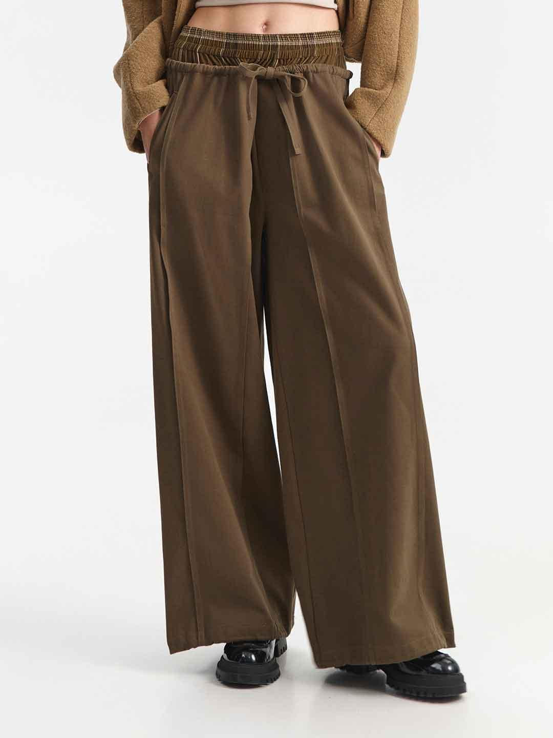 Eleh pantaloni verde con boxer in vita