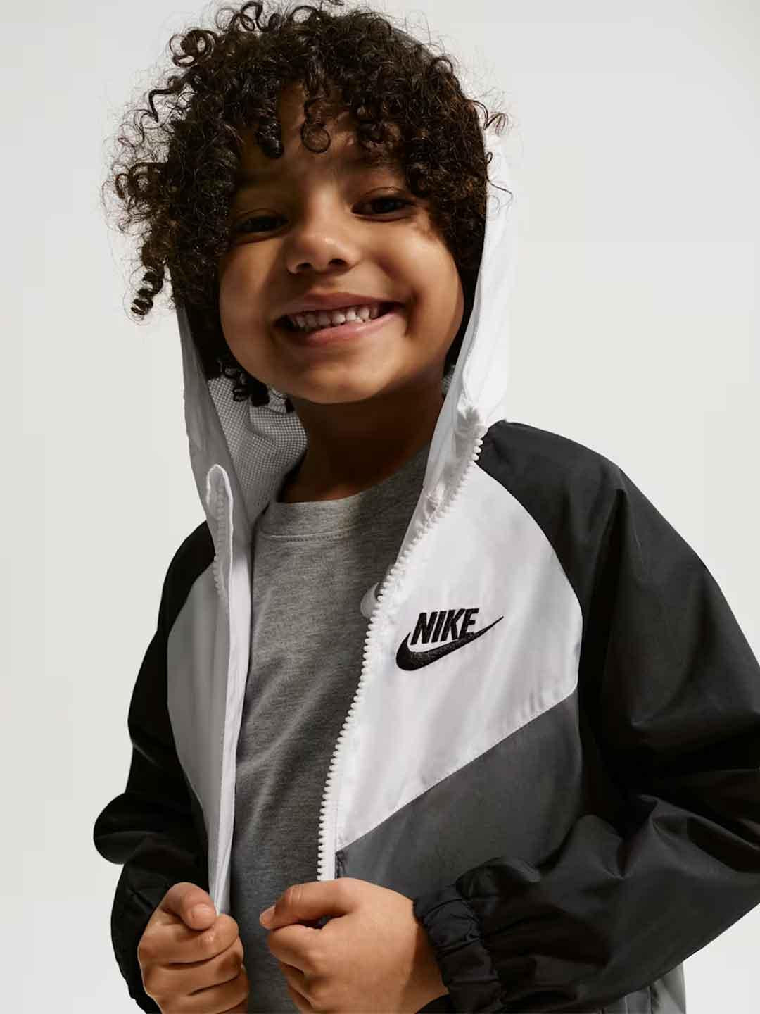 Nike giubbino kids grigio