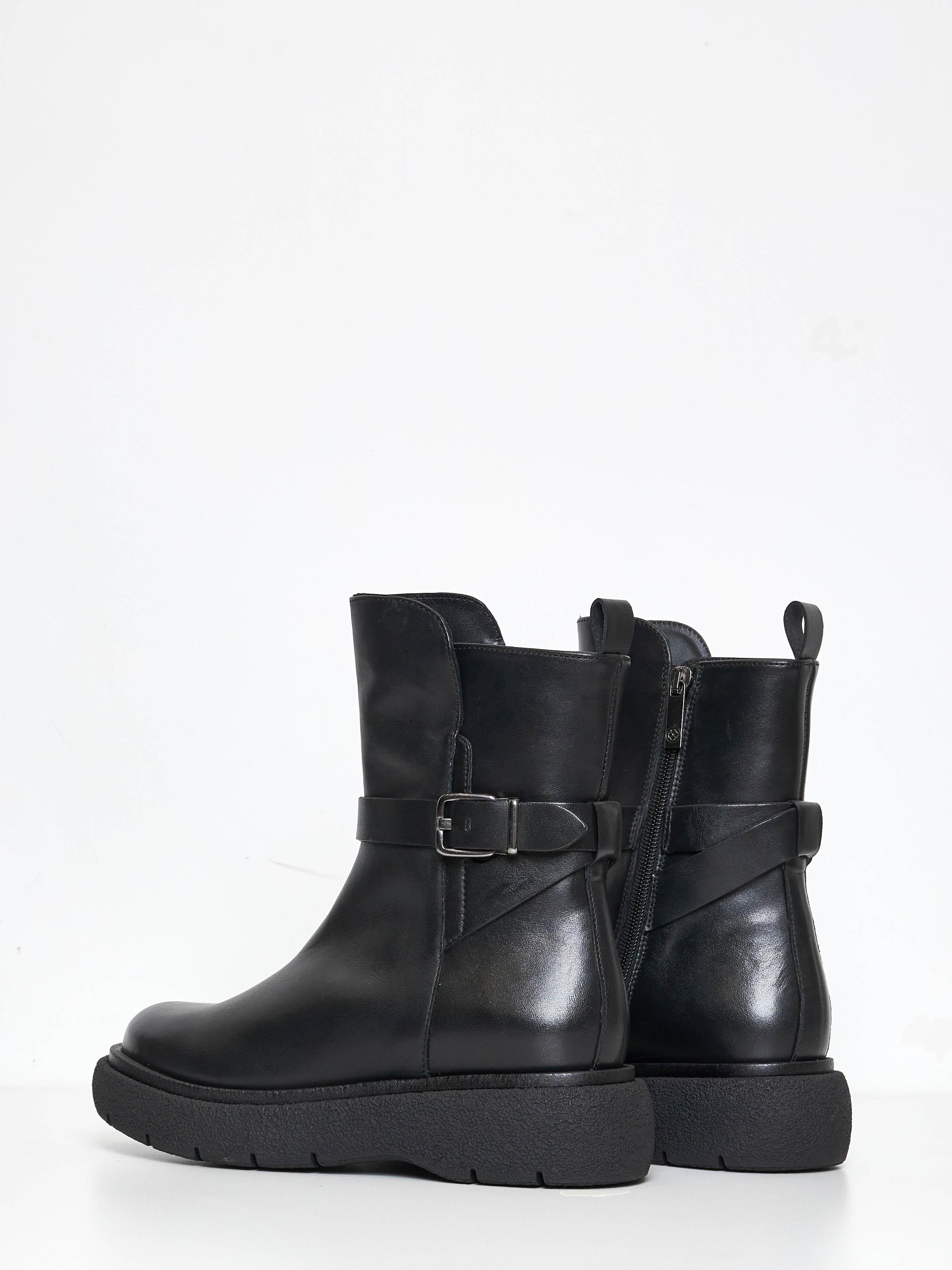 Carmens Sophie Brace anfibio nero con fibbia