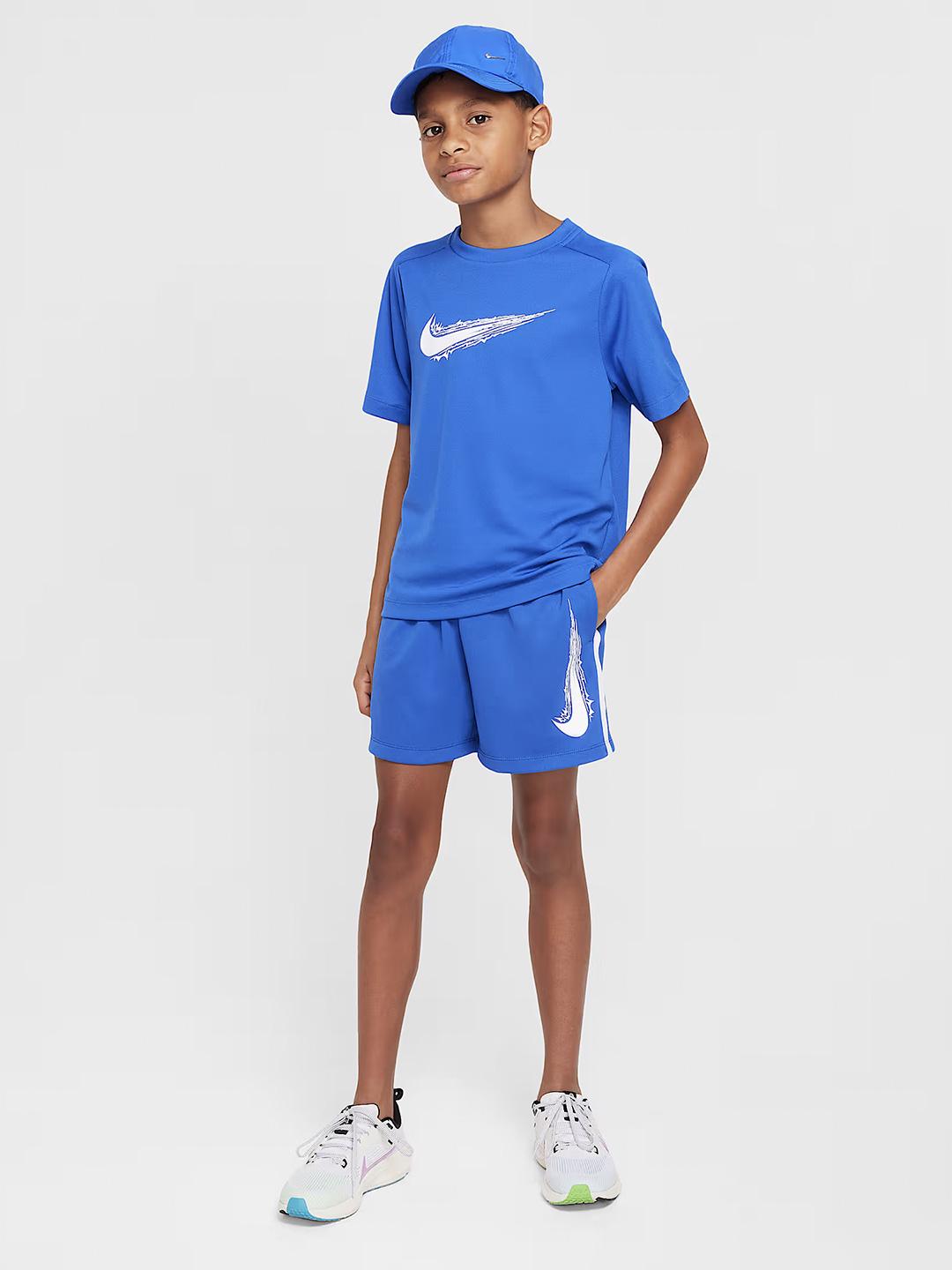 Nike bermuda kids celeste con logo