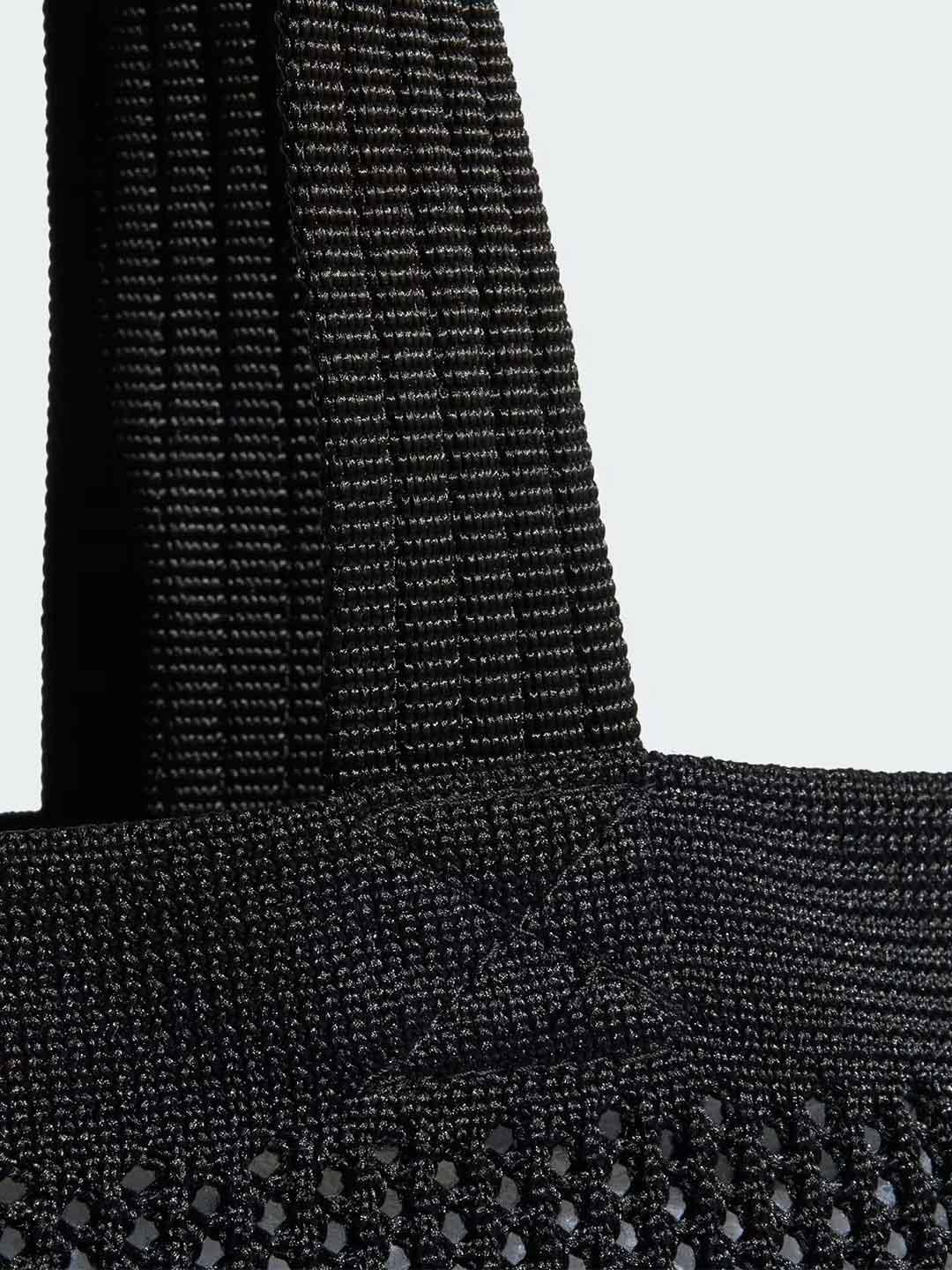 Adidas borsa nero in crochet