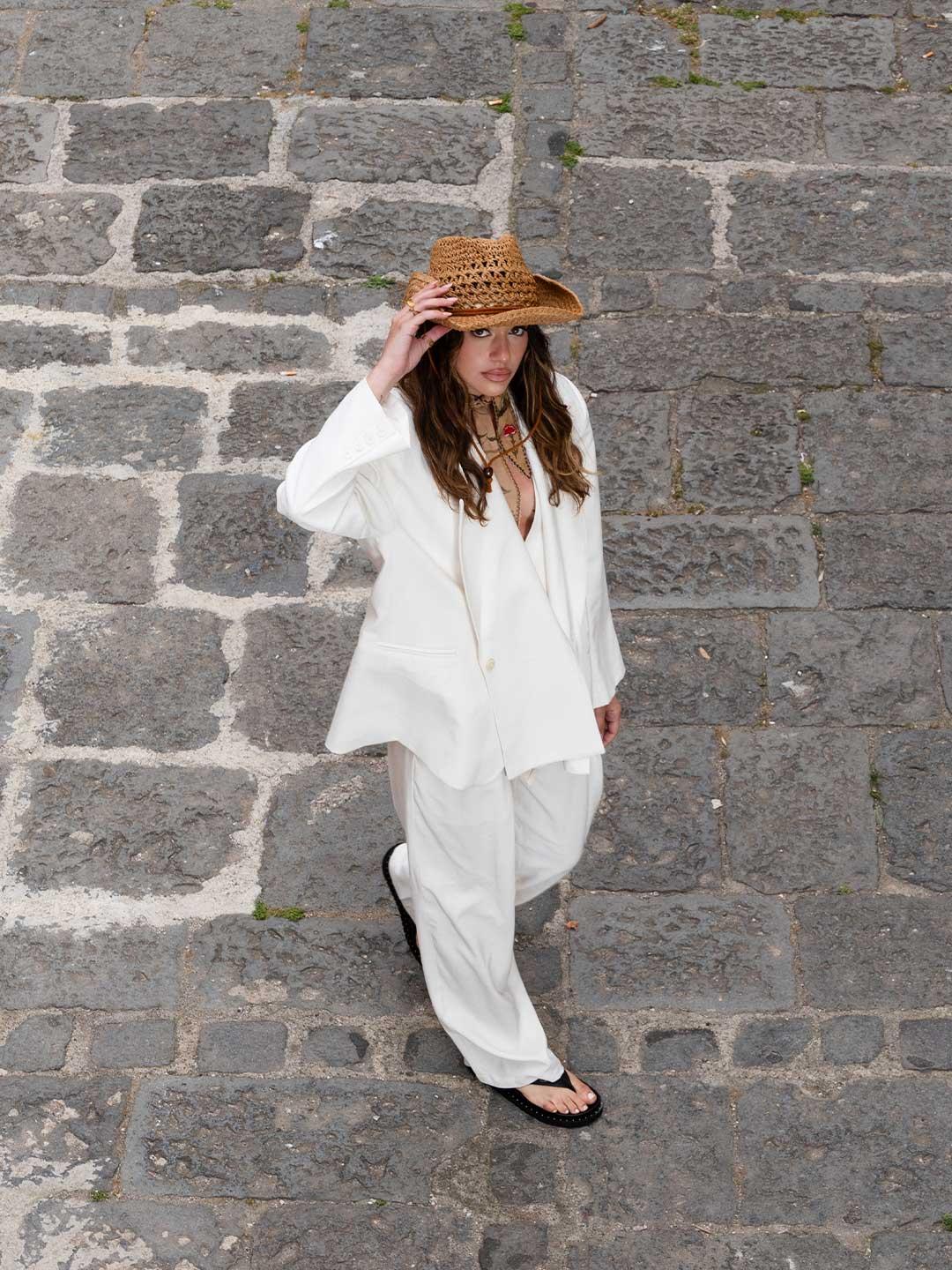 Eleh pantaloni panna con cintura