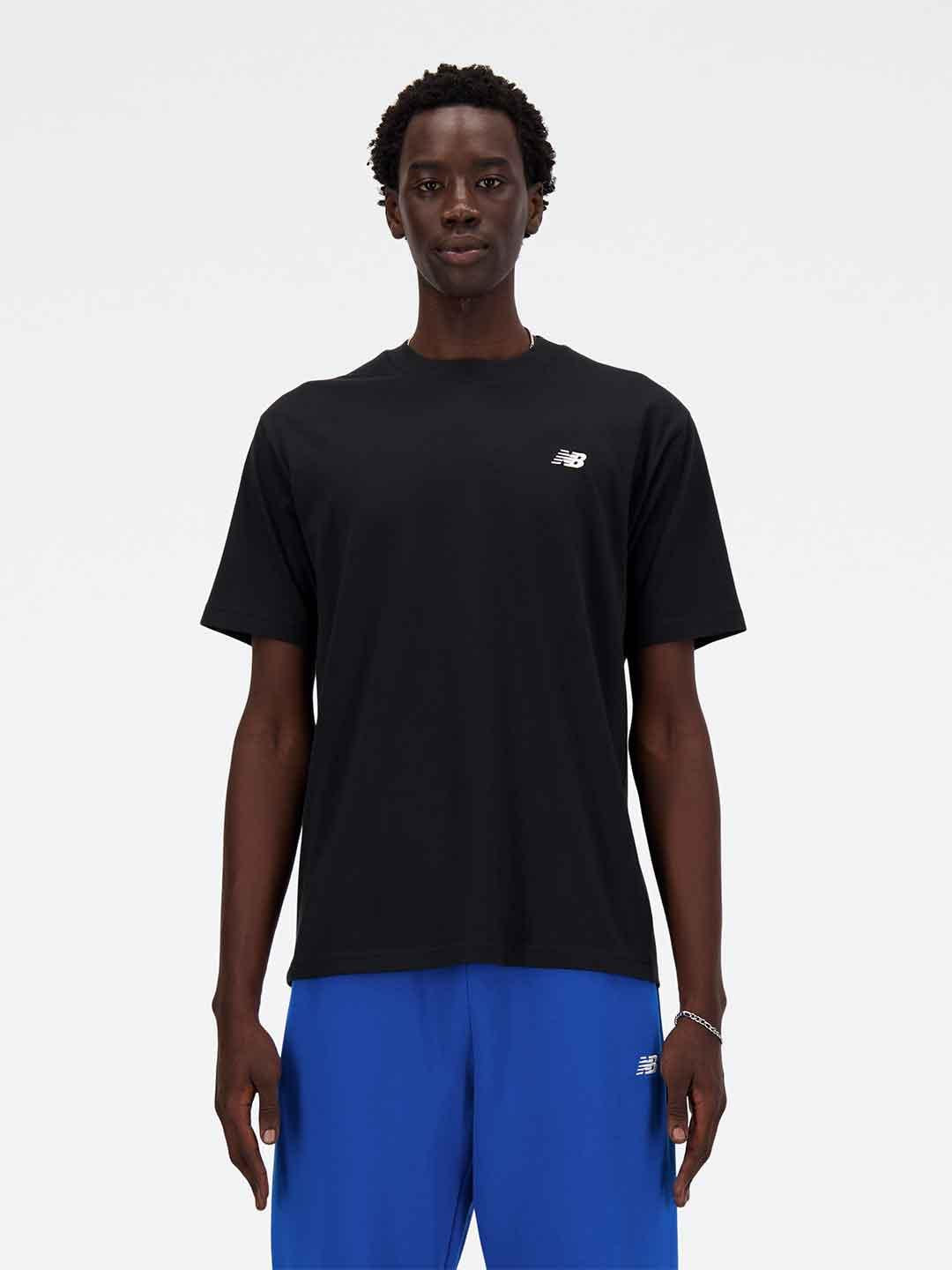 New Balance t-shirt nero con logo