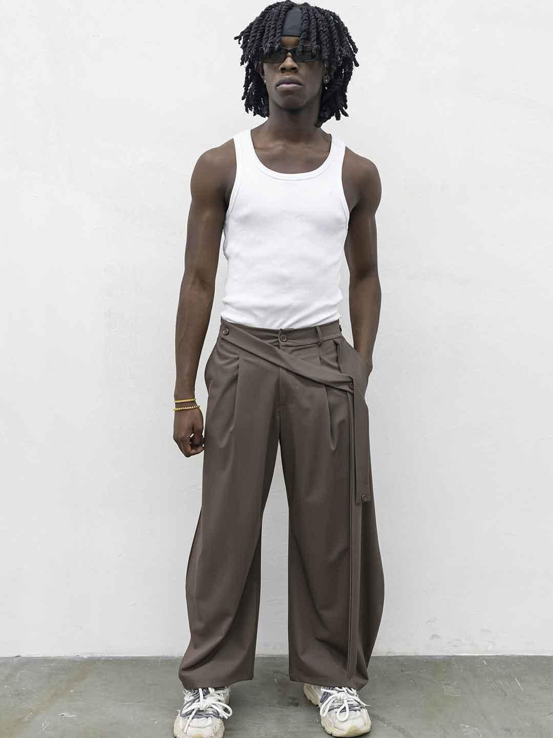 Present Day pantalone marrone con cintura