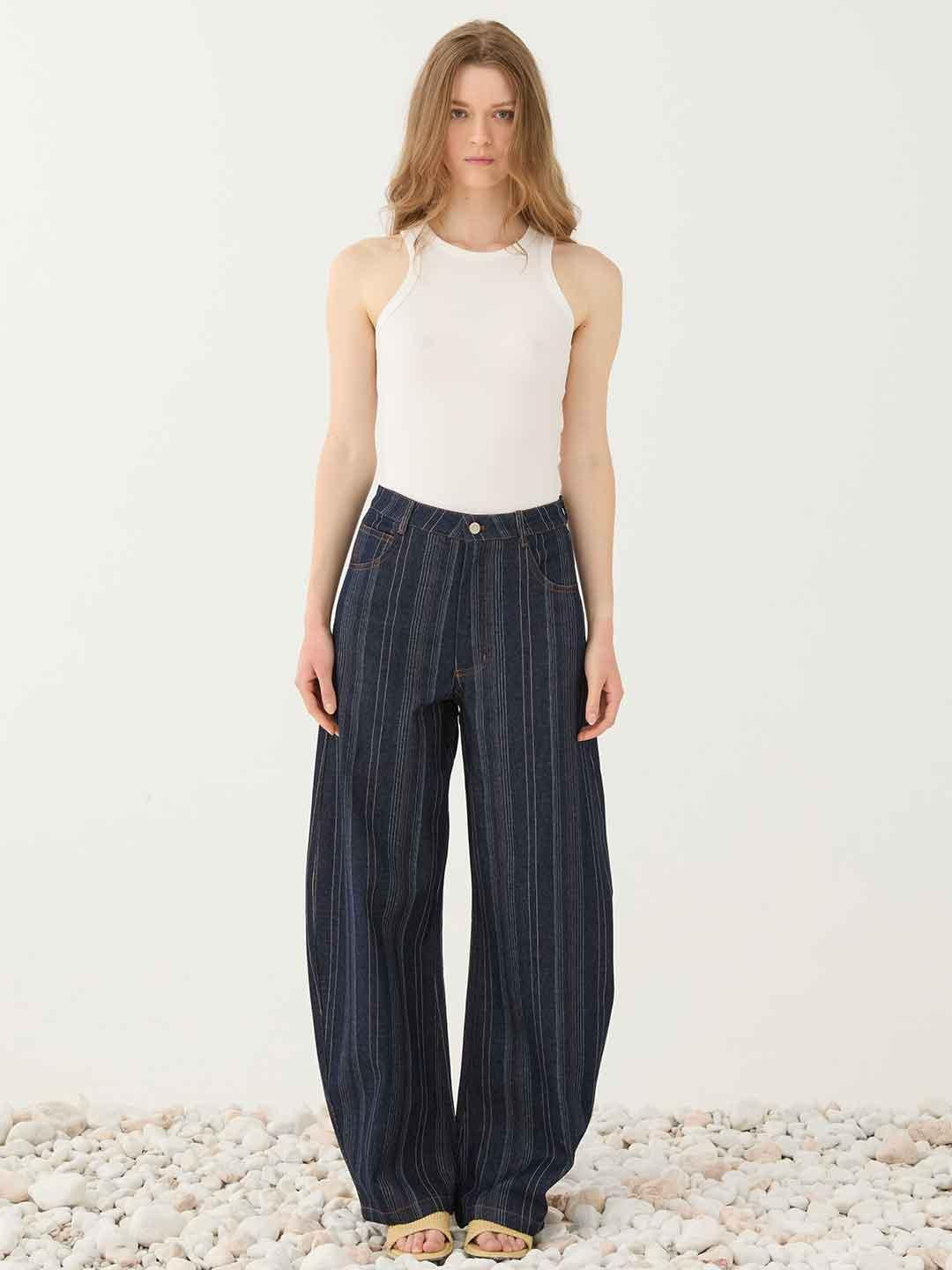 Eleh jeans blu con cuciture