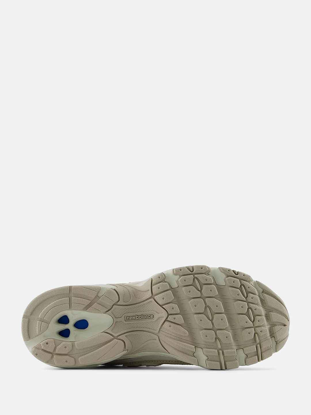 New Balance 740 sneakers beige