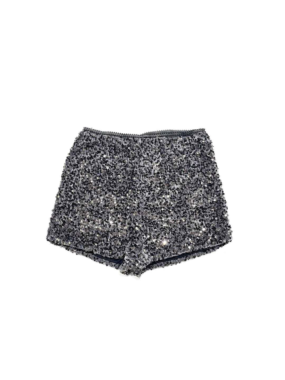Tensione In shorts grigio con paillettes