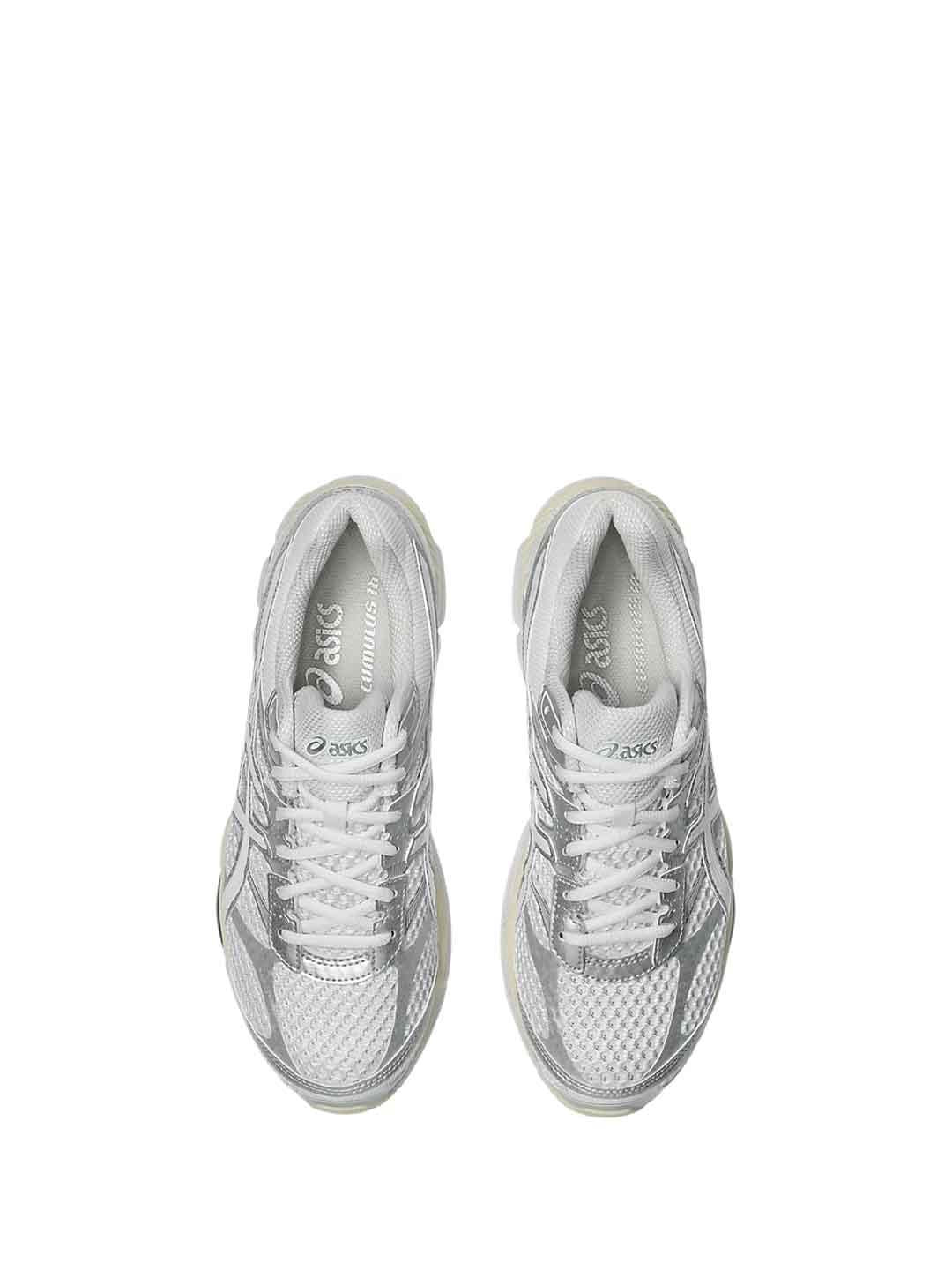 Asics Gel-Cumulus 16 sneakers bianco e argento