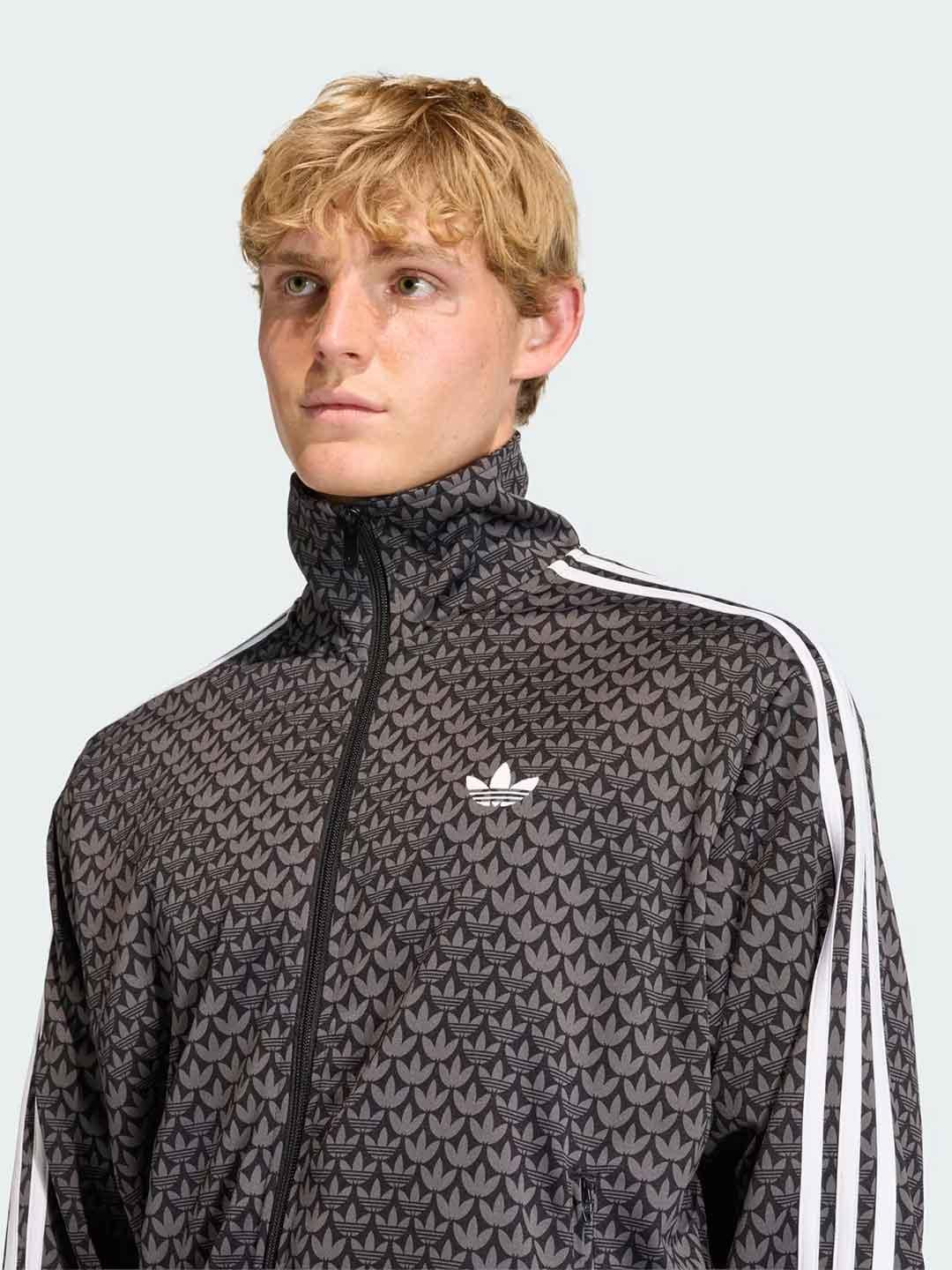 Adidas felpa nero multilogo