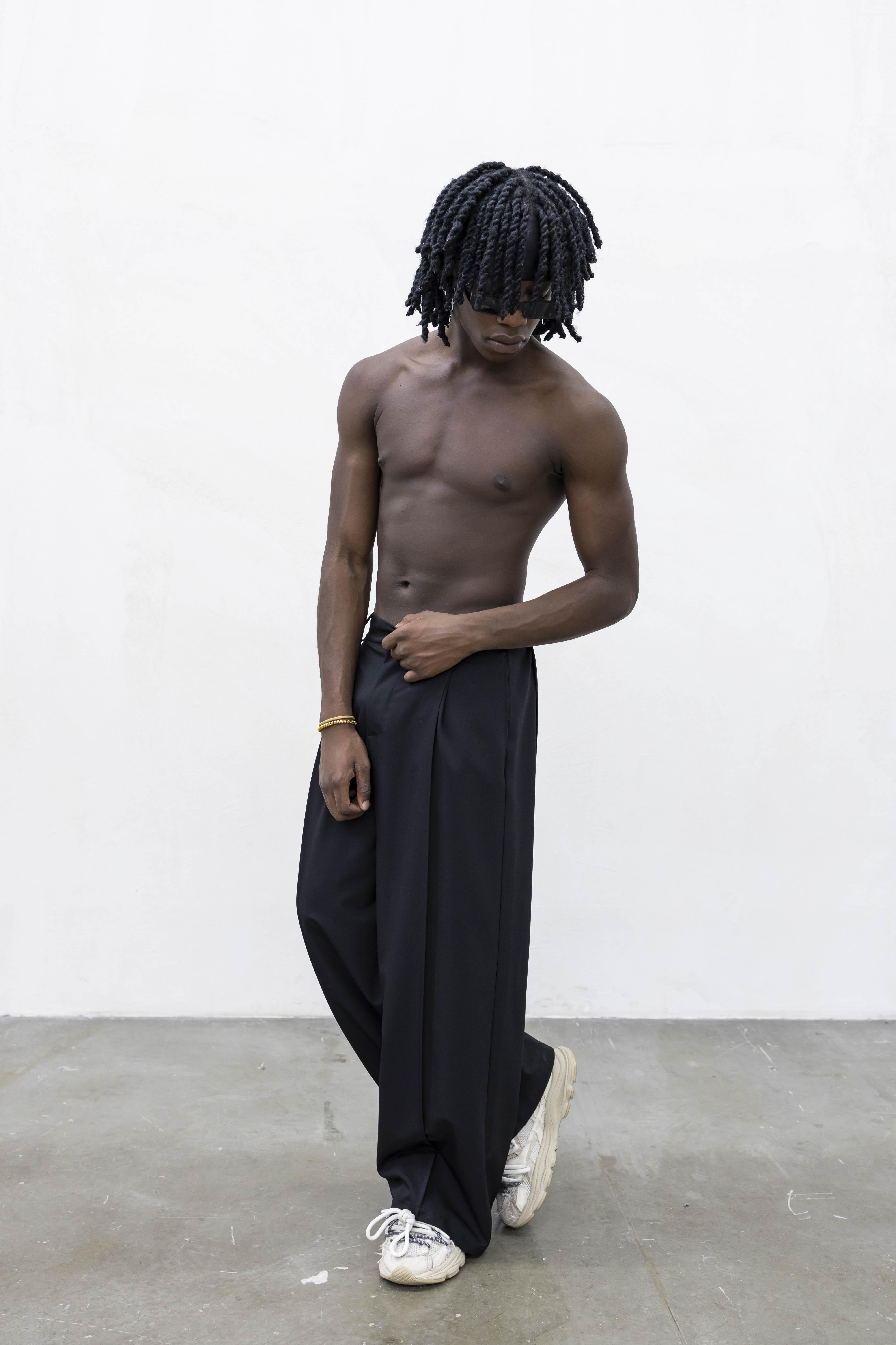 Present Day All Pinces pantaloni nero
